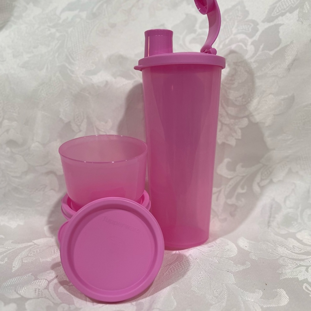 NWOT Tupperware Healthy on the Go Set, 3 pieces ( LAST one) - Picture 3 of 4